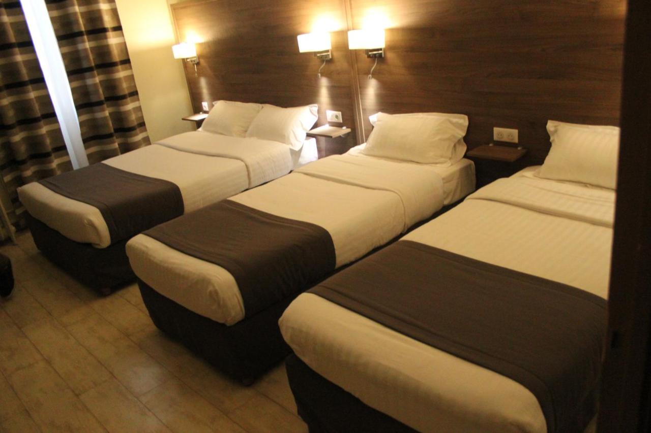Hotel Univers Carpentras Kültér fotó