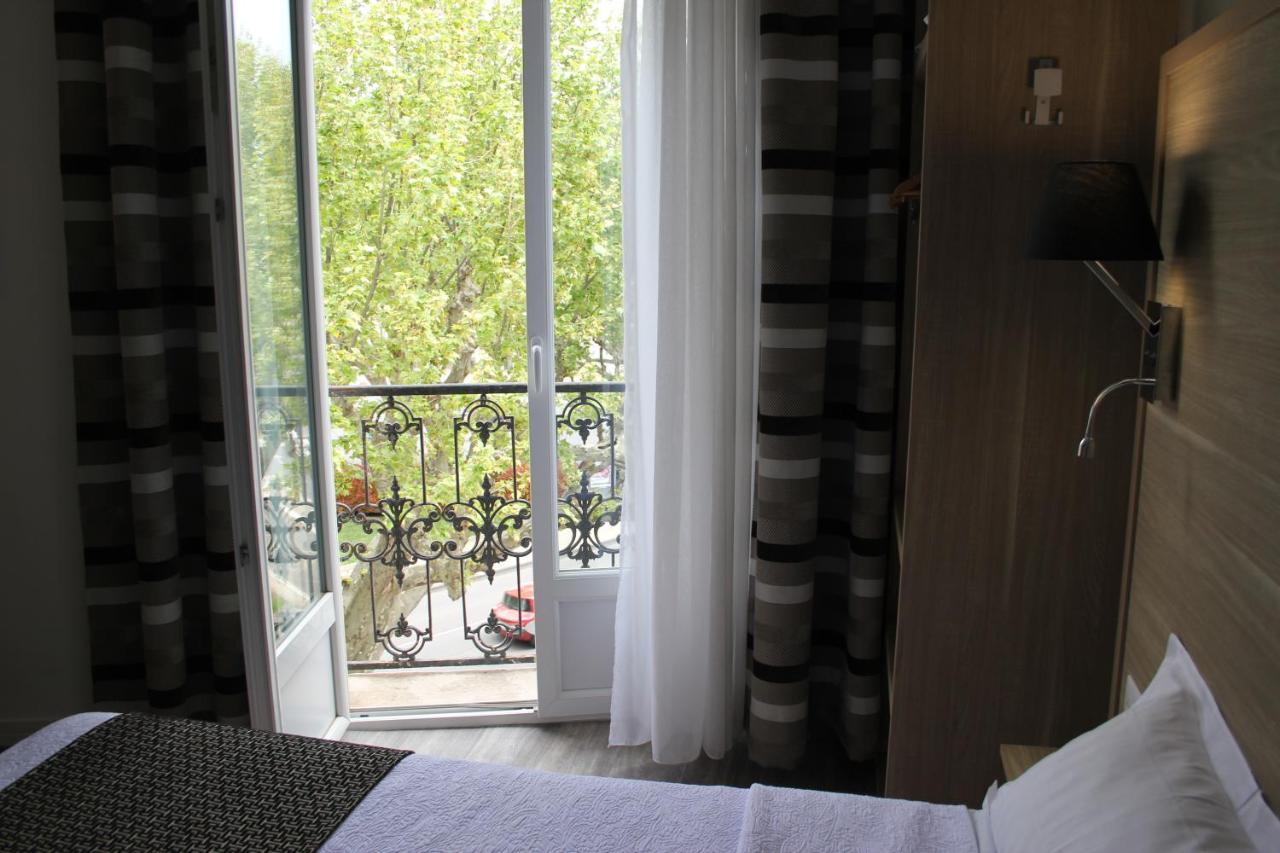 Hotel Univers Carpentras Kültér fotó