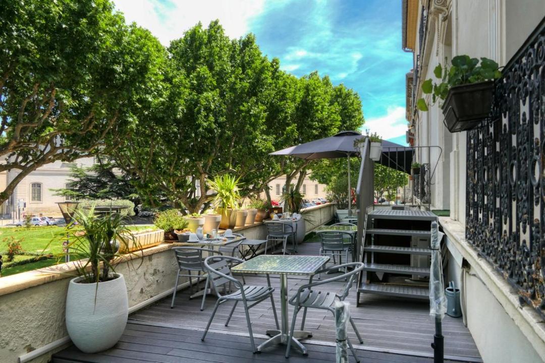 Hotel Univers Carpentras Kültér fotó
