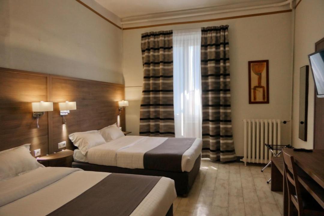Hotel Univers Carpentras Kültér fotó